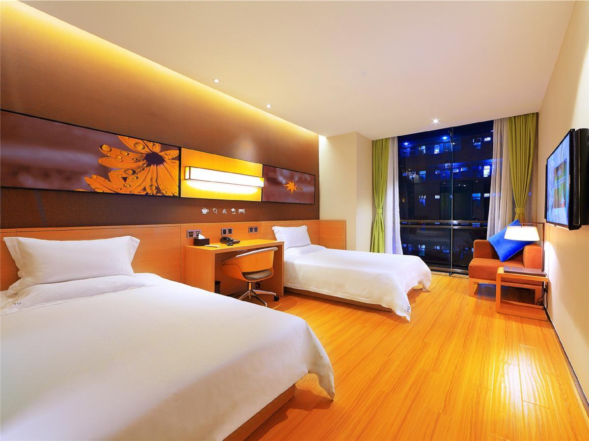 Iu Hotel Zhanjiang Haibin Avenue Xinhaimingchen Eksteriør billede